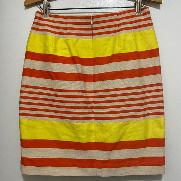 Ann Taylor fitted skirt - Picture 1 of 3